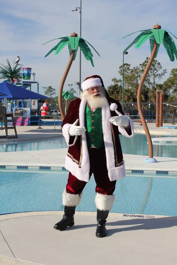 Swim-with-Santa_20241221 (3)