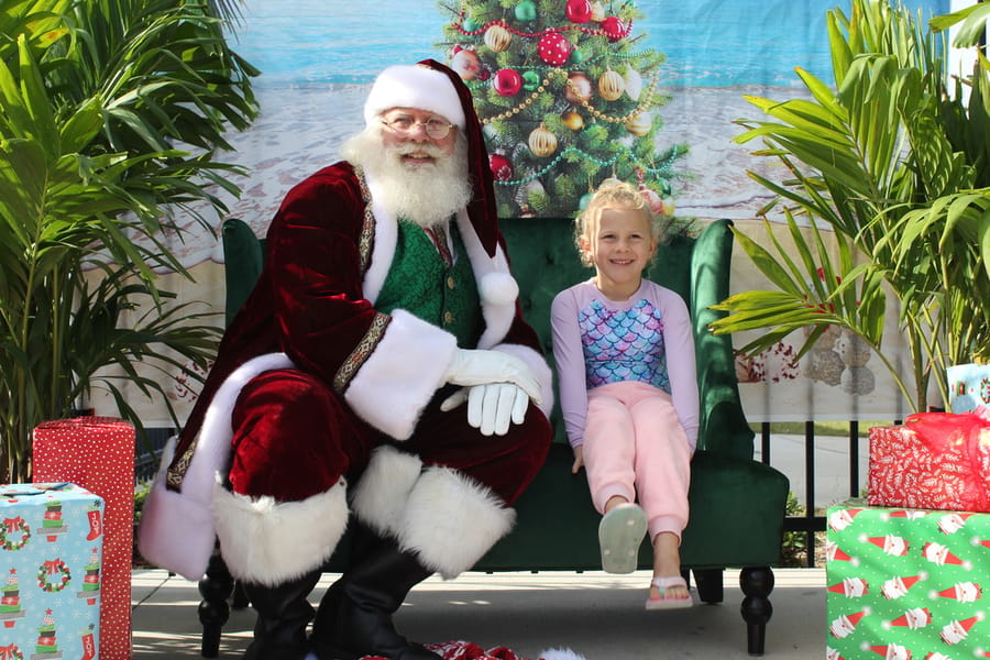 Swim-with-Santa_20241221 (105)