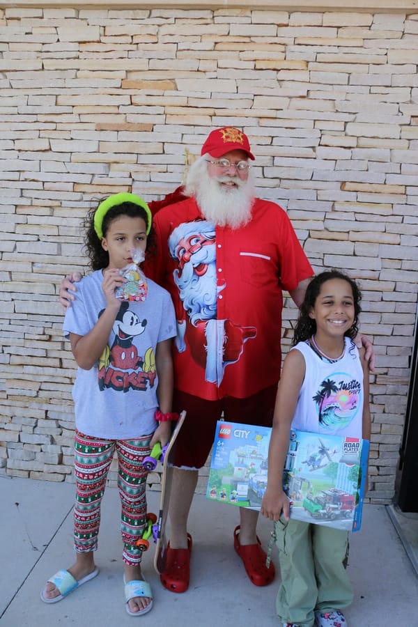 Swim-with-Santa_20241221 (508)