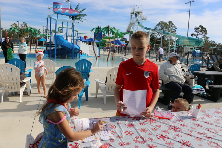 Swim-with-Santa_20241221 (276)