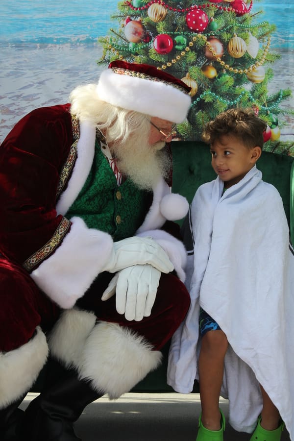 Swim-with-Santa_20241221 (116)
