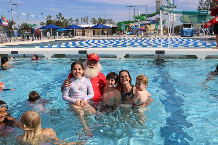Swim-with-Santa_20241221 (360)