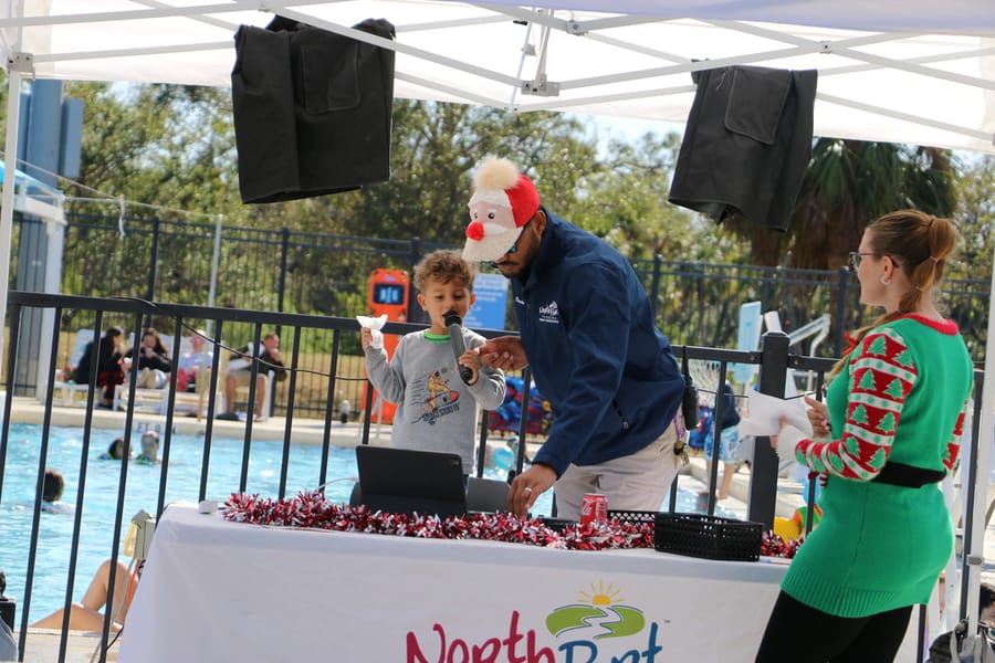 Swim-with-Santa_20241221 (478)
