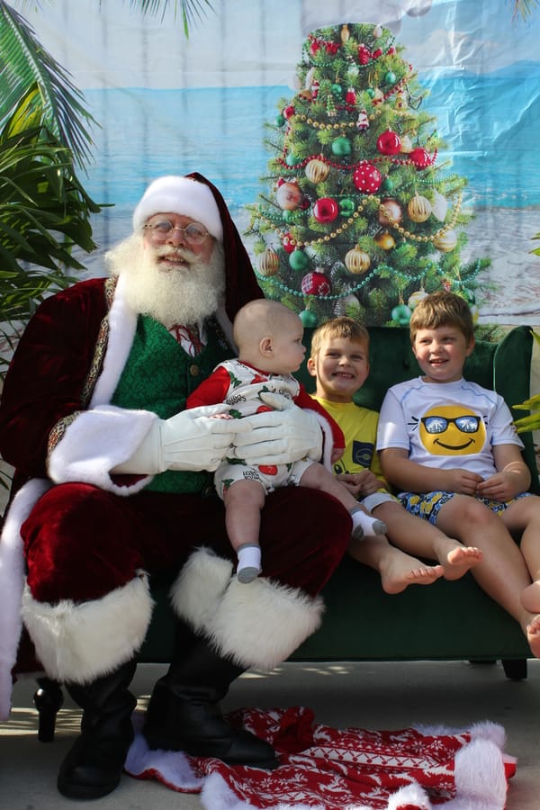 Swim-with-Santa_20241221 (31)