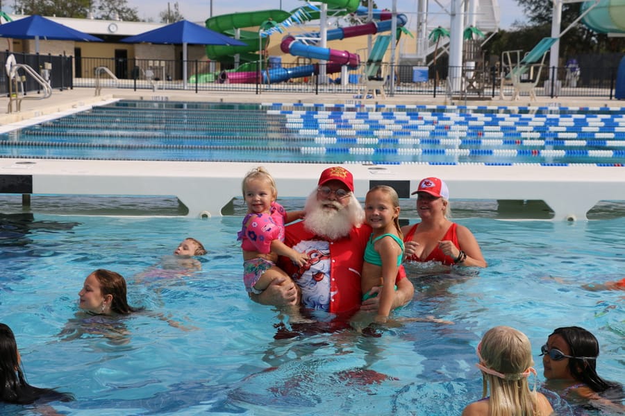 Swim-with-Santa_20241221 (338)