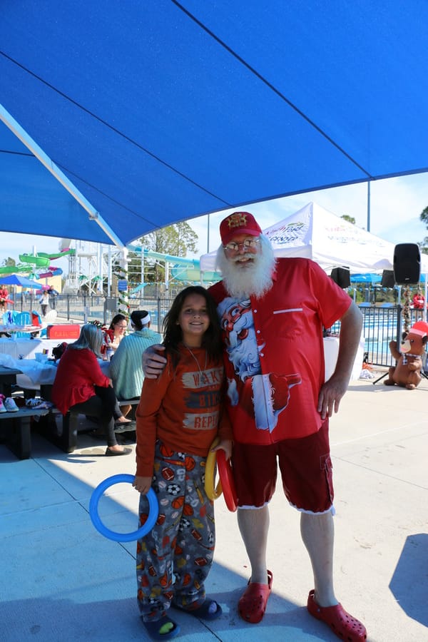 Swim-with-Santa_20241221 (467)