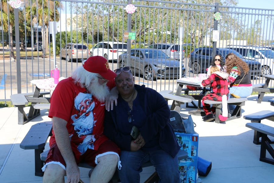 Swim-with-Santa_20241221 (472)