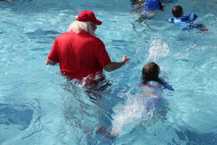 Swim-with-Santa_20241221 (202)