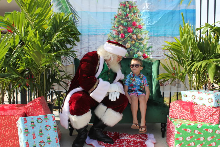 Swim-with-Santa_20241221 (24)