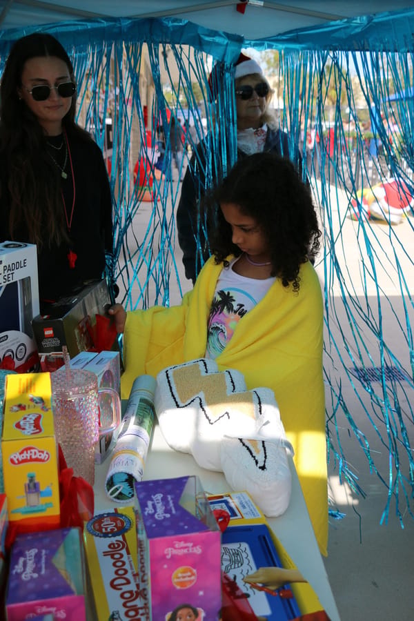 Swim-with-Santa_20241221 (291)