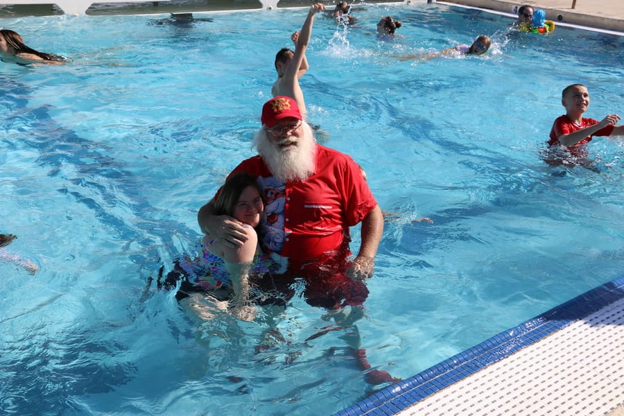 Swim-with-Santa_20241221 (454)