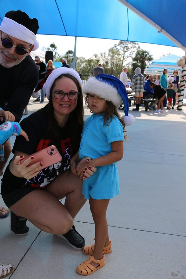 Swim-with-Santa_20241221 (249)