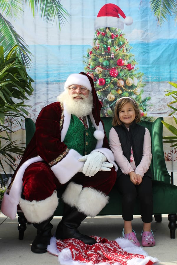 Swim-with-Santa_20241221 (129)