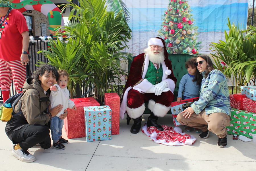 Swim-with-Santa_20241221 (146)