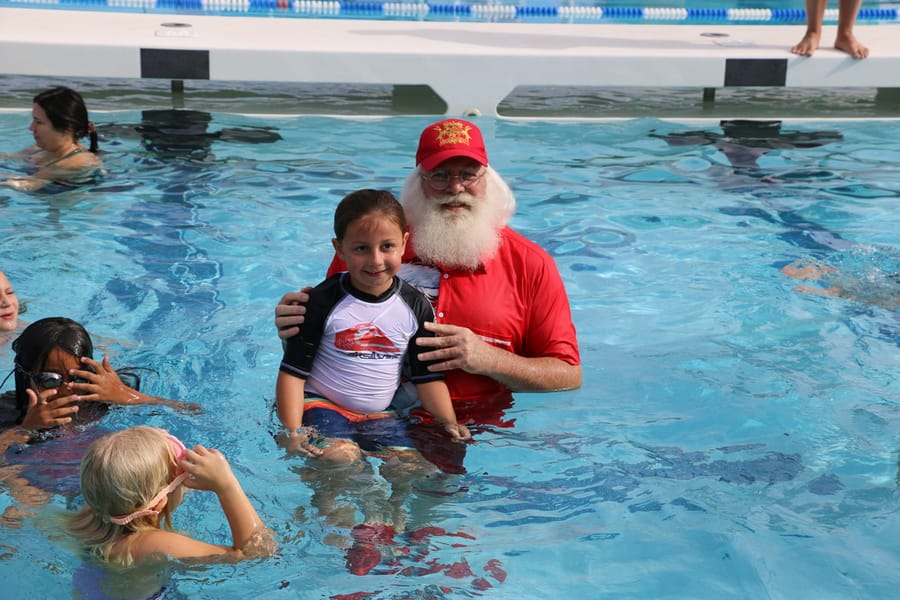 Swim-with-Santa_20241221 (347)