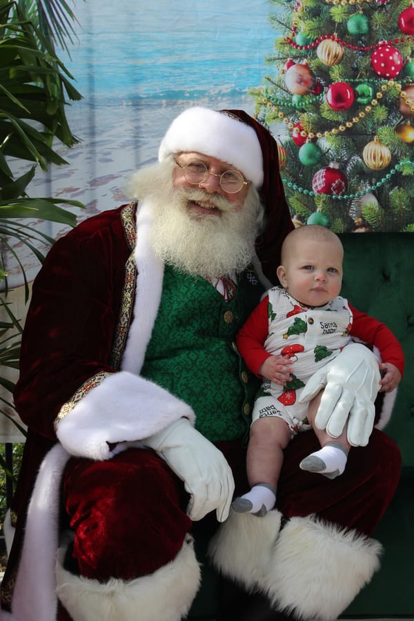 Swim-with-Santa_20241221 (124)