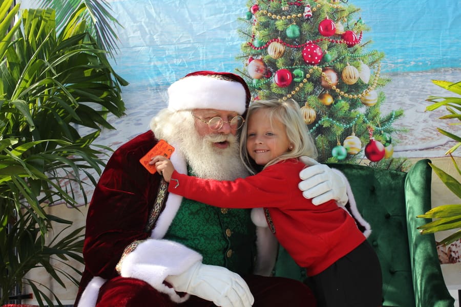 Swim-with-Santa_20241221 (45)