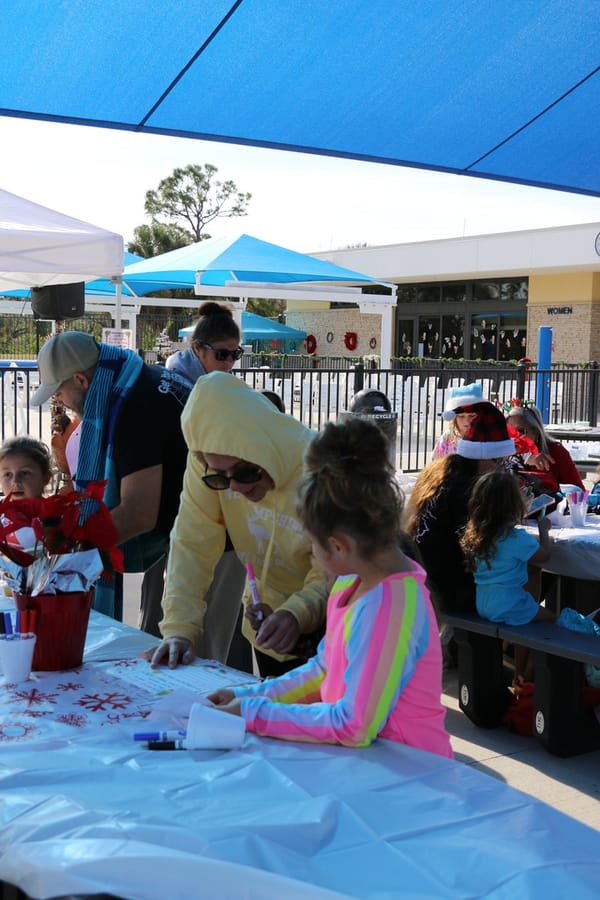 Swim-with-Santa_20241221 (279)