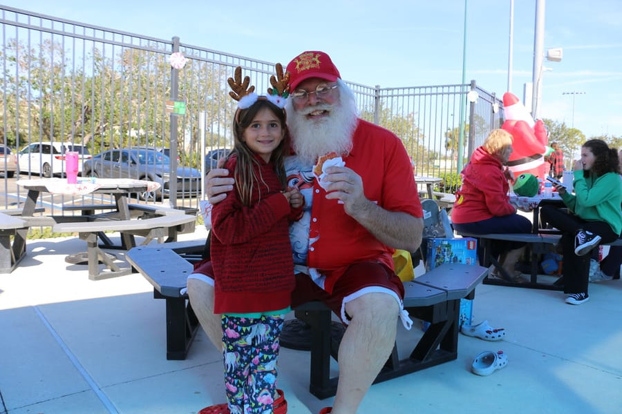 Swim-with-Santa_20241221 (456)