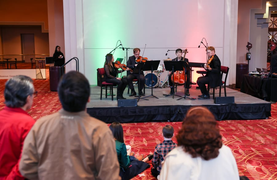 Wortham_Theater_Center-Tree_Lighting_4