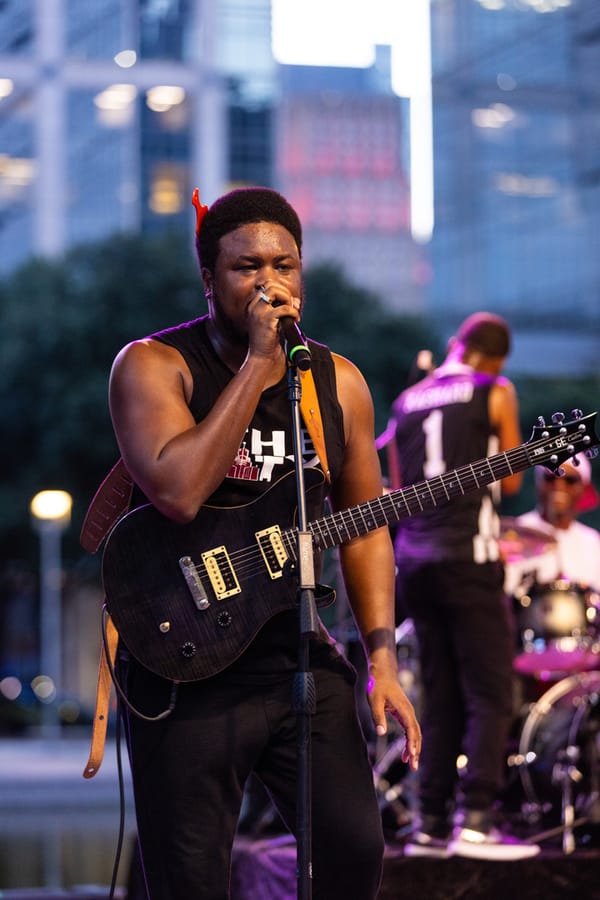 Juneteenth_at_Avenida_11