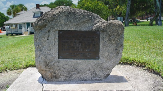 Plaque at Old Fort Park (16)