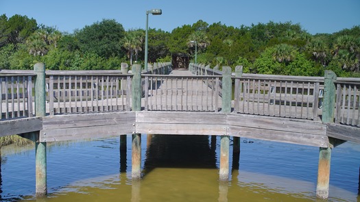 Boardwalk at River Breeze Park (16)