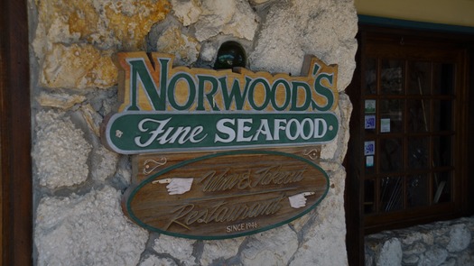 Sign for Norwood's (16)