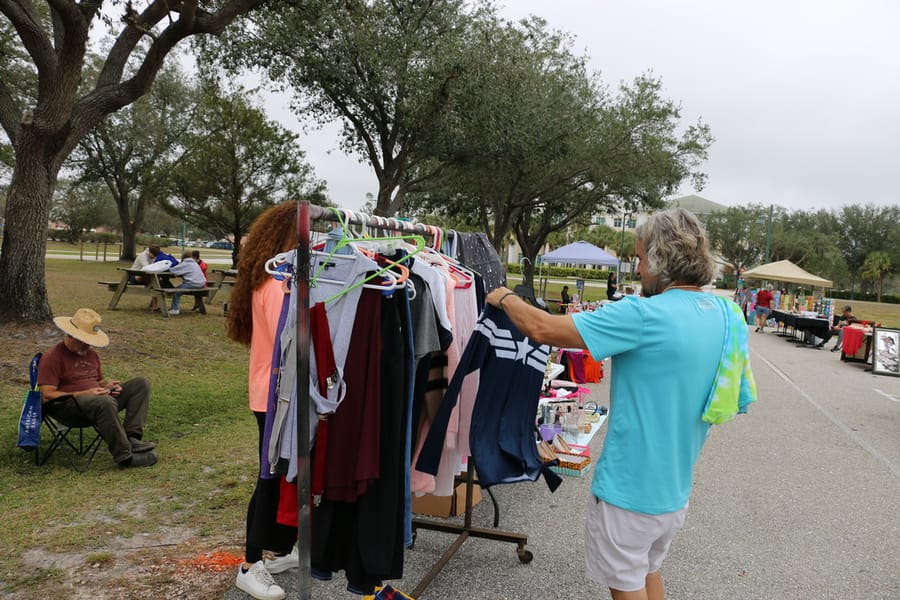 Community Yard Sale_20250201 (32)