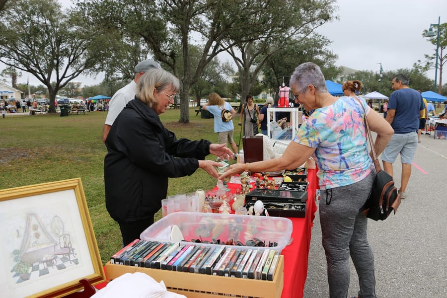 Community Yard Sale_20250201 (31)