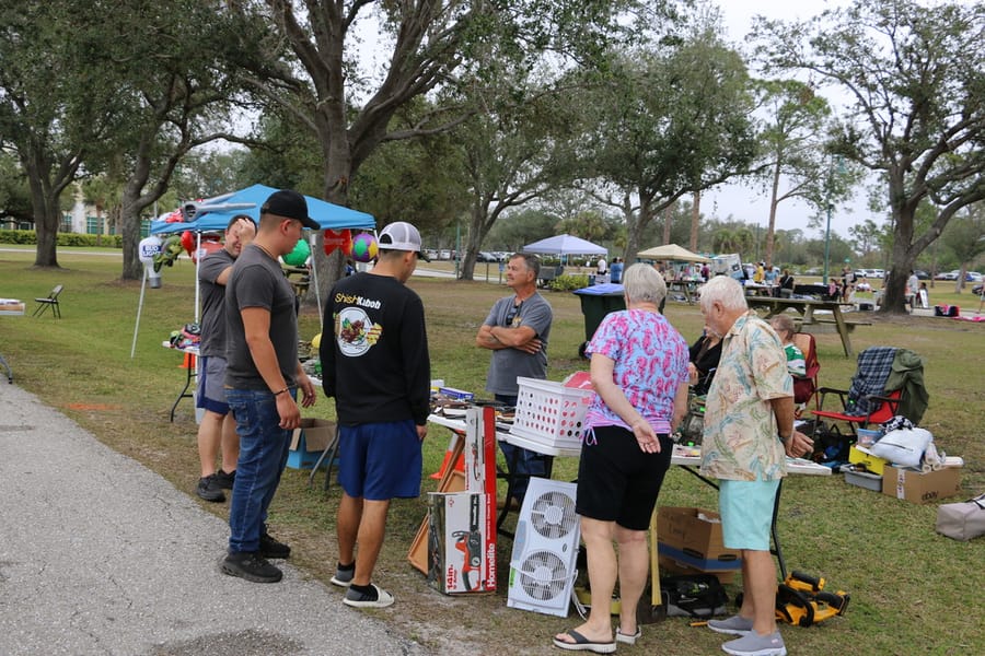 Community Yard Sale_20250201 (22)