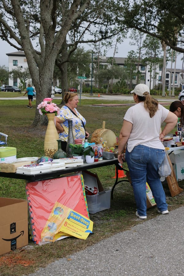 Community Yard Sale_20250201 (18)