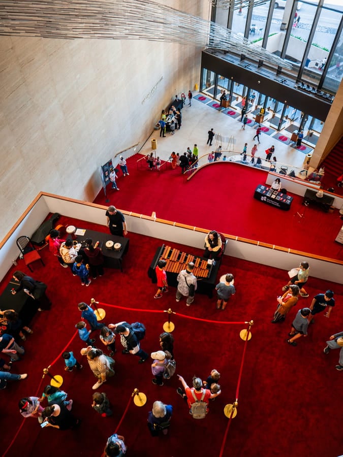 Jones_Hall_Open_House_Lobby_2