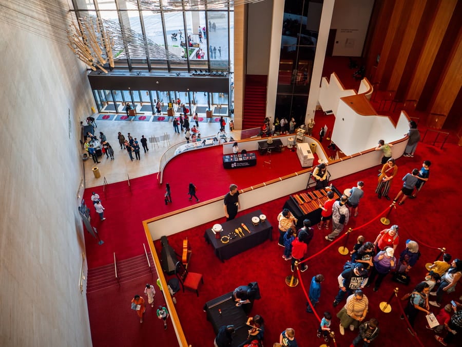 Jones_Hall_Open_House_Lobby_4