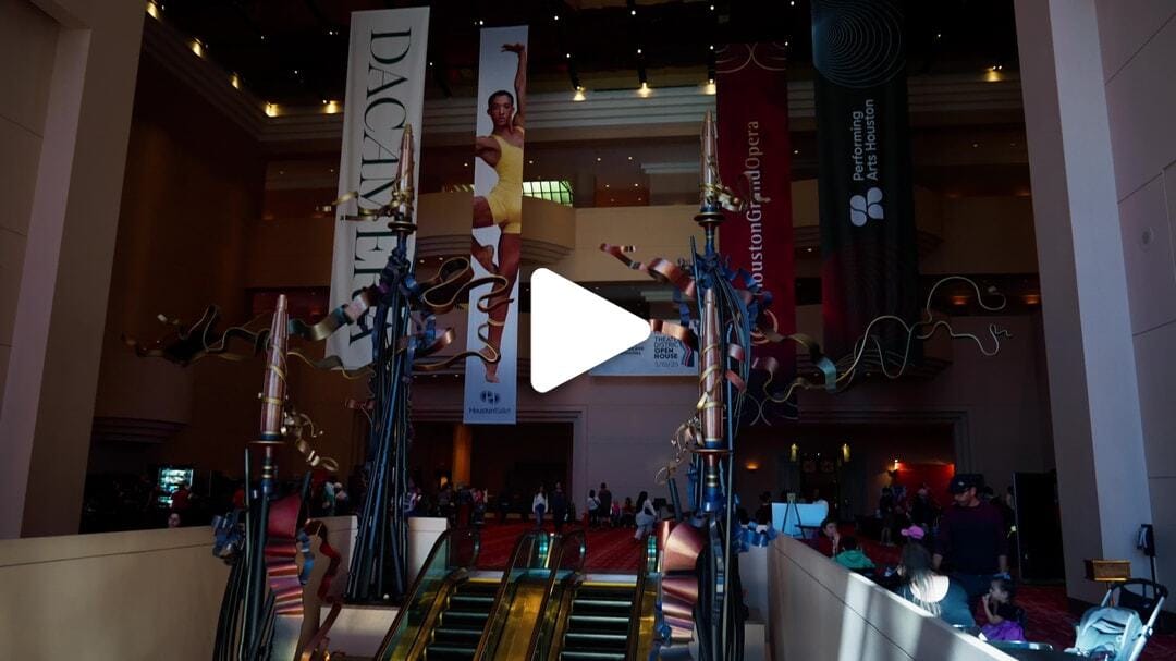 Wortham_Theater_Center_Foyer_Open_House_2