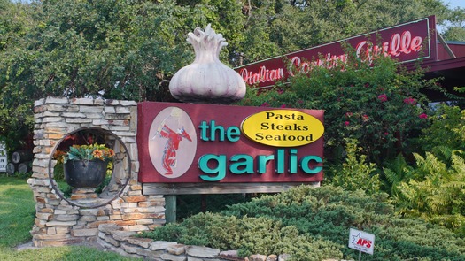 Sign for The Garlic (16)