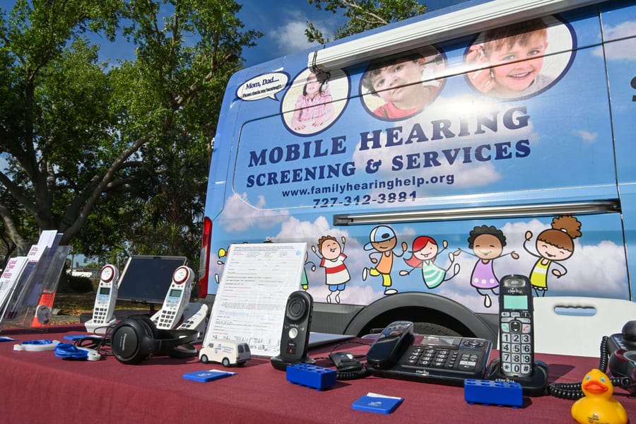 20250328_SertomaSpeechandHearingBus_04_SD