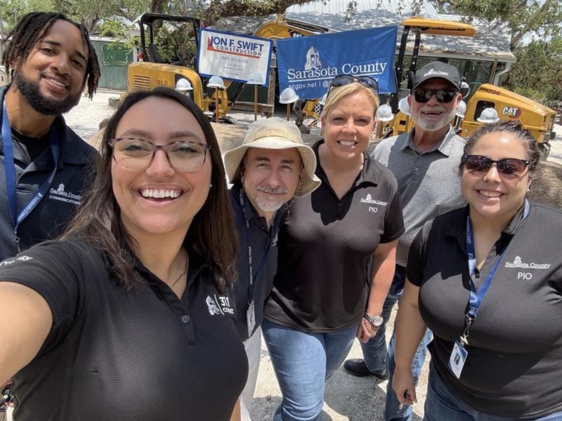 ec2aa11b-b16c-4ff8-8c77-f727a753ec7f