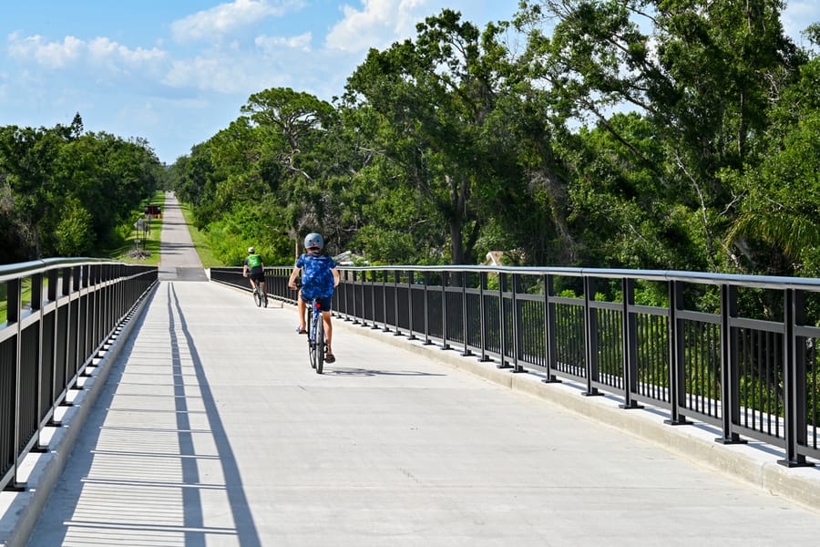 20250617_BeeRidgePedestrianOverpass_04_SD