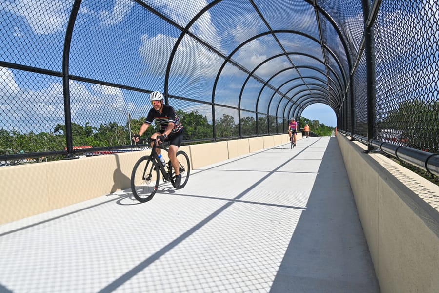 20250617_BeeRidgePedestrianOverpass_19_SD