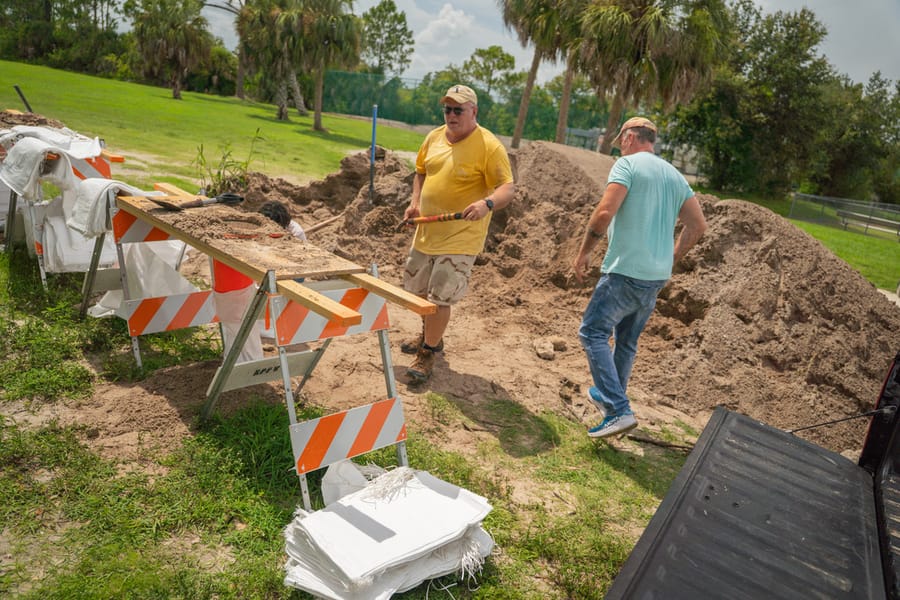 Sandbag Station_Mullen_CD-16