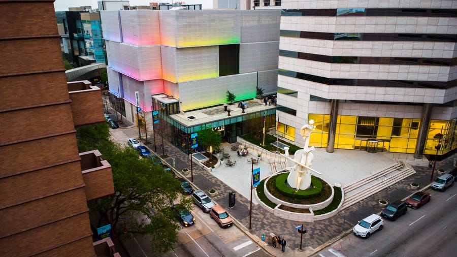 Lyric_Market_Exterior_2