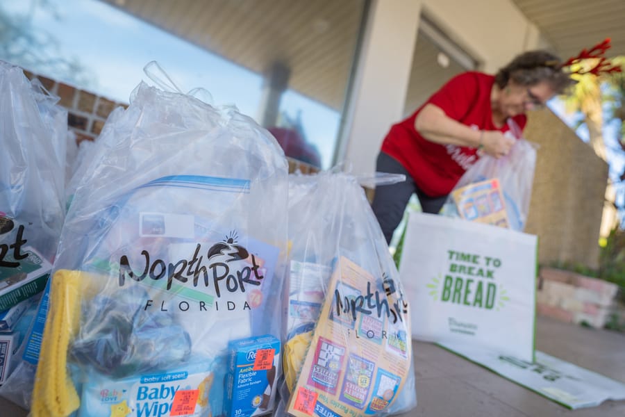 Meals on Wheel Bag Dropoff (12)