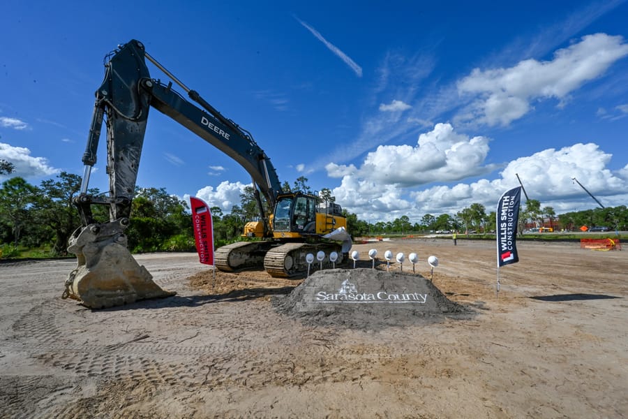 20251009_FleetServicesGroundbreaking_0002_SD