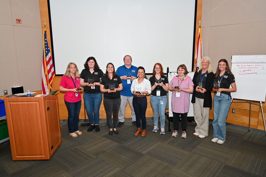 20251013_StaffDayAwardPhoto_0003_SD