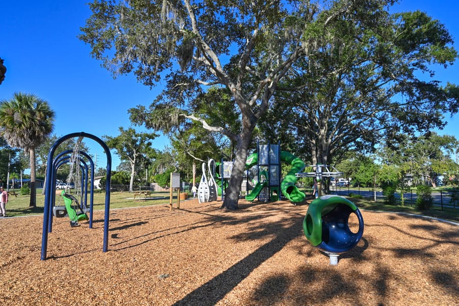 20251015_20251015KensingtonParkImprovementsRibbonCutting_0173_SD