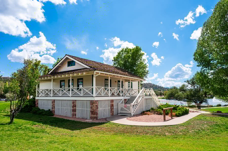 Payson - Zane Grey Cabin_credit An Pham_10-25 (1)