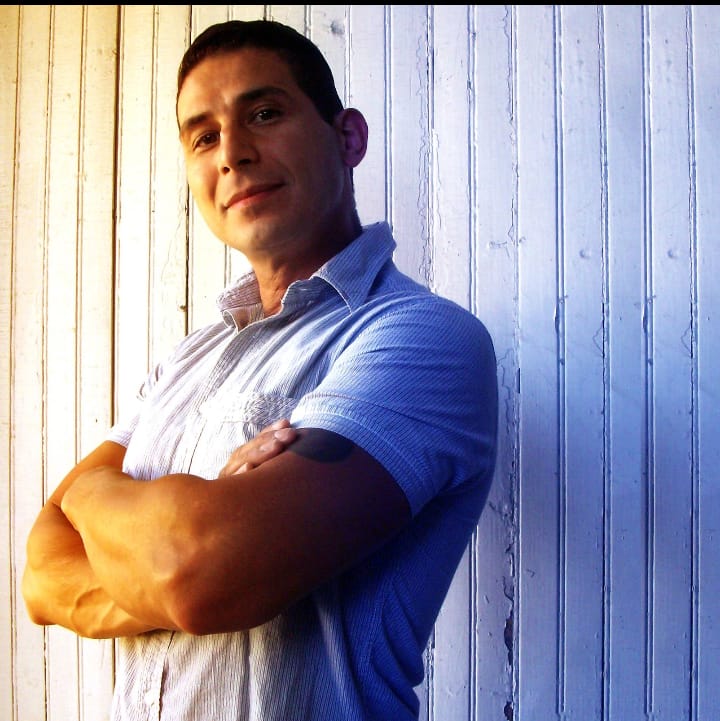 Mitchell Lara