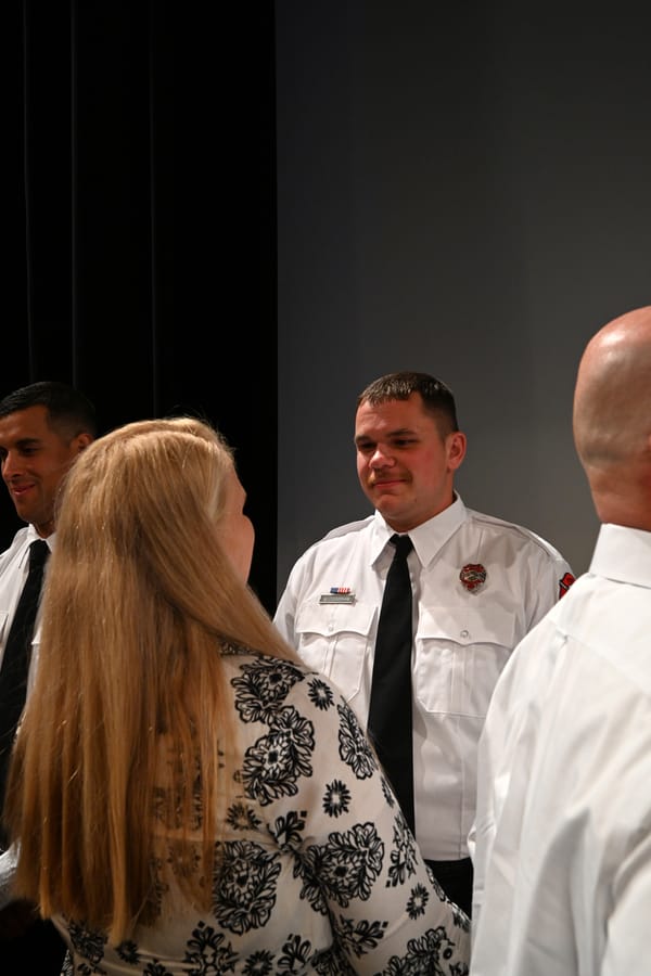 20251031_SCFDBadgePinningC825_0424_SD