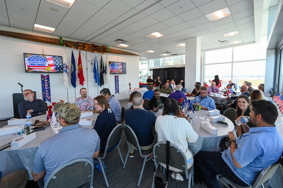 20251109_VeteranAppreciation_0017_SD